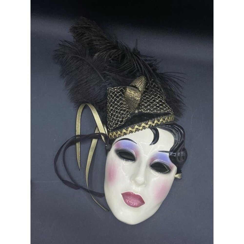 Clay Art 1029A Mardi Gras Woman Purple Shadow Black Feathers In Hat Vintage